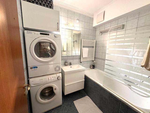 Peony Kaldy Apartman Free Garage Under The House Budapest Exterior foto